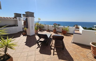 Resale - Apartment - Top Floor Apartment - Estepona - Estepona Centro
