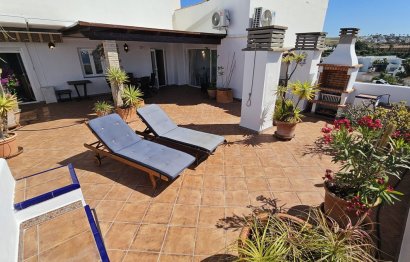 Resale - Apartment - Top Floor Apartment - Estepona - Estepona Centro