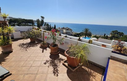 Resale - Apartment - Top Floor Apartment - Estepona - Estepona Centro
