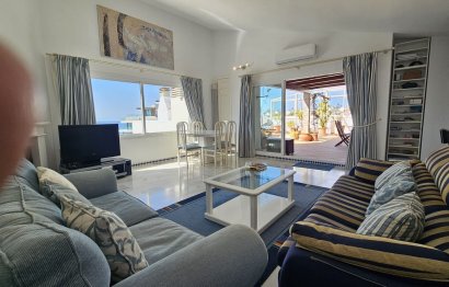 Resale - Apartment - Top Floor Apartment - Estepona - Estepona Centro