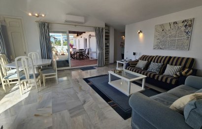 Resale - Apartment - Top Floor Apartment - Estepona - Estepona Centro