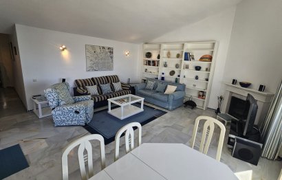Resale - Apartment - Top Floor Apartment - Estepona - Estepona Centro