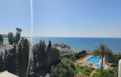 Resale - Apartment - Top Floor Apartment - Estepona - Estepona Centro