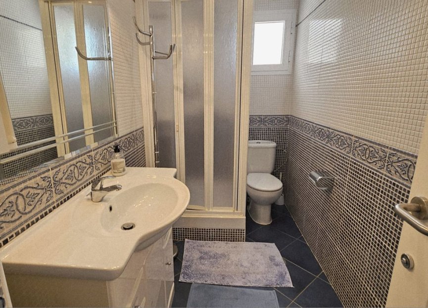 Resale - Apartment - Top Floor Apartment - Estepona - Estepona Centro