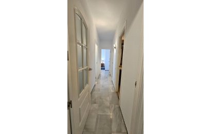 Resale - Apartment - Top Floor Apartment - Estepona - Estepona Centro