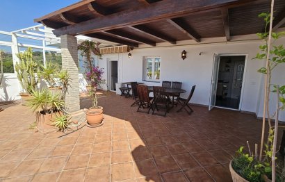 Resale - Apartment - Top Floor Apartment - Estepona - Estepona Centro