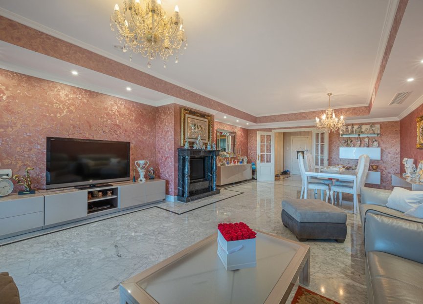 Resale - Apartment - Middle Floor Apartment - Marbella - The Golden Mile