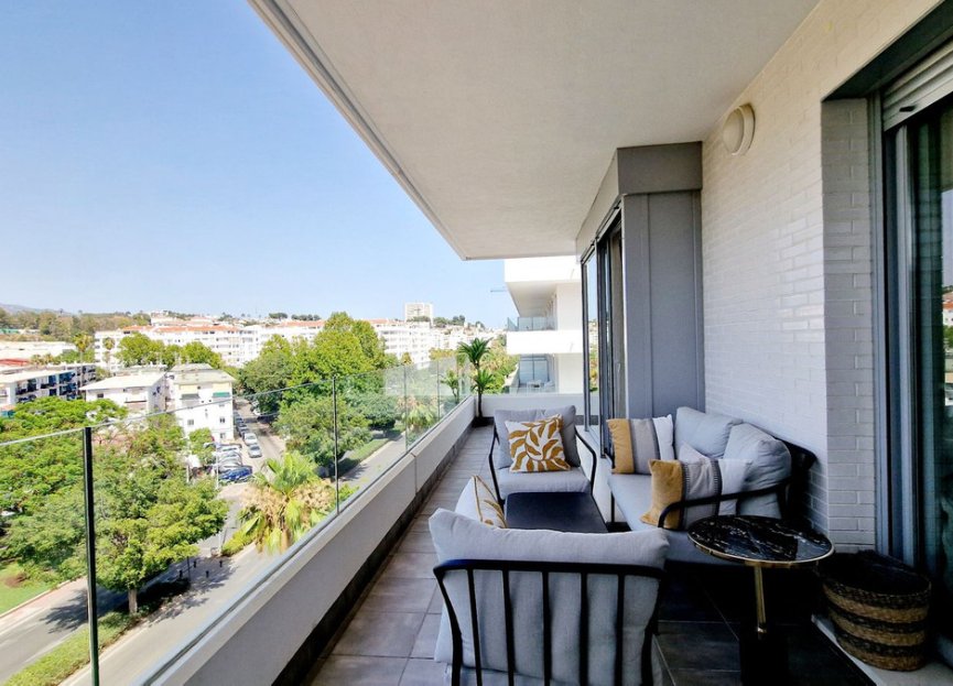 Resale - Apartment - Middle Floor Apartment - Marbella - Nueva Andalucia