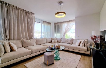 Resale - Apartment - Middle Floor Apartment - Marbella - Nueva Andalucia