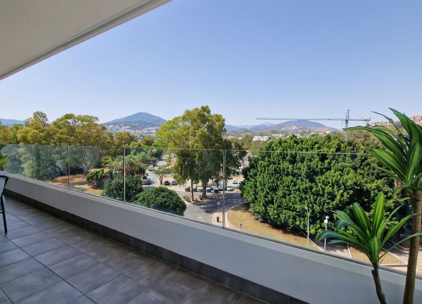 Resale - Apartment - Middle Floor Apartment - Marbella - Nueva Andalucia