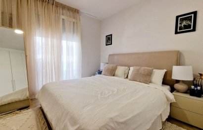 Resale - Apartment - Middle Floor Apartment - Marbella - Nueva Andalucia