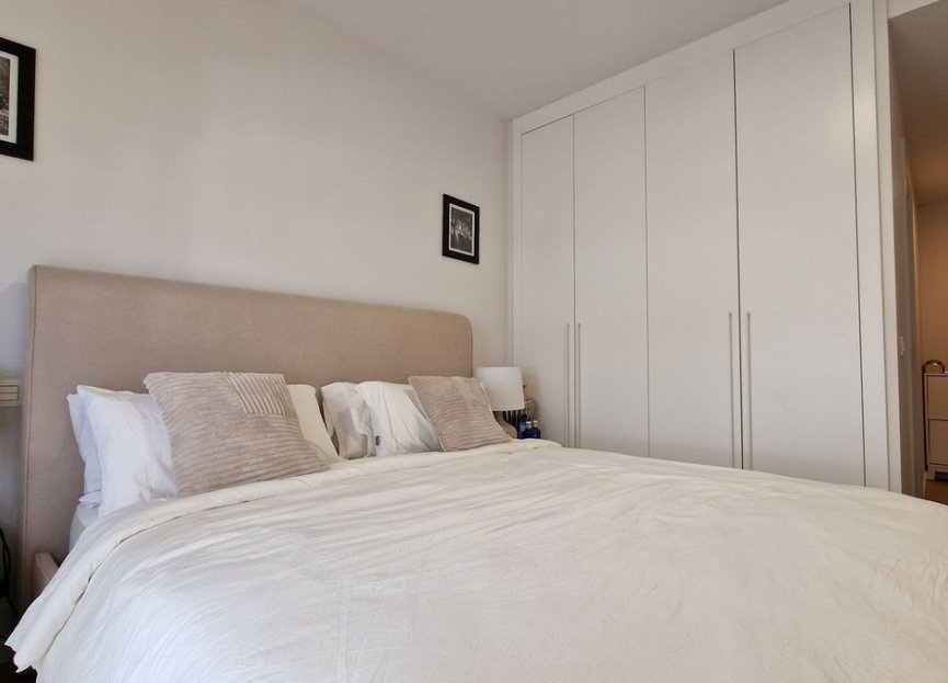 Resale - Apartment - Middle Floor Apartment - Marbella - Nueva Andalucia