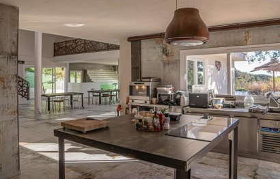 Reventa - Plot - Land - Estepona - Estepona Centro