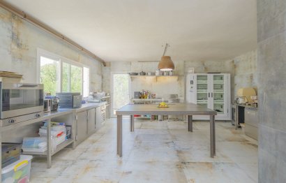 Reventa - Plot - Land - Estepona - Estepona Centro