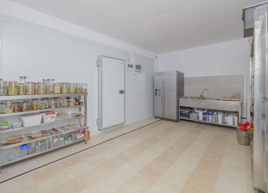 Reventa - Plot - Land - Estepona - Estepona Centro