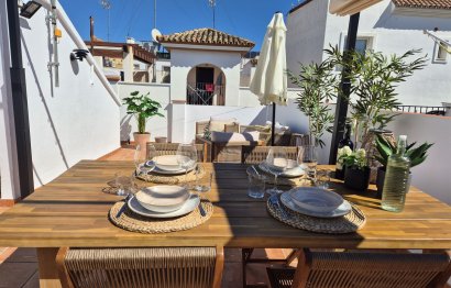 Resale - Apartment - Middle Floor Apartment - Estepona - Estepona Centro