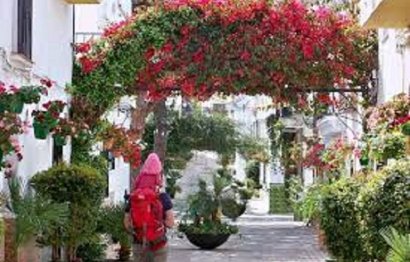 Resale - Apartment - Middle Floor Apartment - Estepona - Estepona Centro