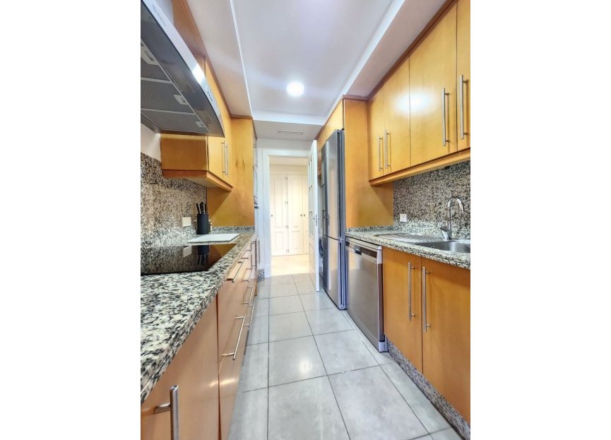 Reventa - Ground floor apartment - Sotogrande Marina