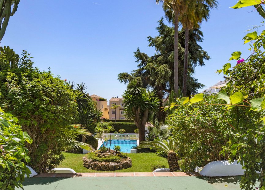 Resale - House - Semi-Detached House - Marbella - The Golden Mile