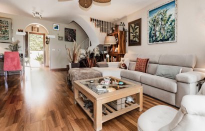 Resale - House - Semi-Detached House - Marbella - The Golden Mile