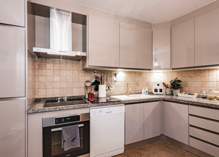 Resale - House - Semi-Detached House - Marbella - The Golden Mile