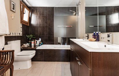 Resale - House - Semi-Detached House - Marbella - The Golden Mile