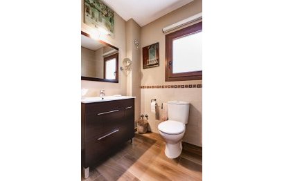 Resale - House - Semi-Detached House - Marbella - The Golden Mile