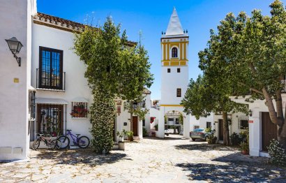 Resale - House - Semi-Detached House - Marbella - The Golden Mile