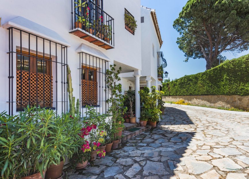 Resale - House - Semi-Detached House - Marbella - The Golden Mile