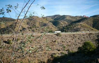 Obra nueva - Plot - Land with Ruin - Marbella - Las Chapas