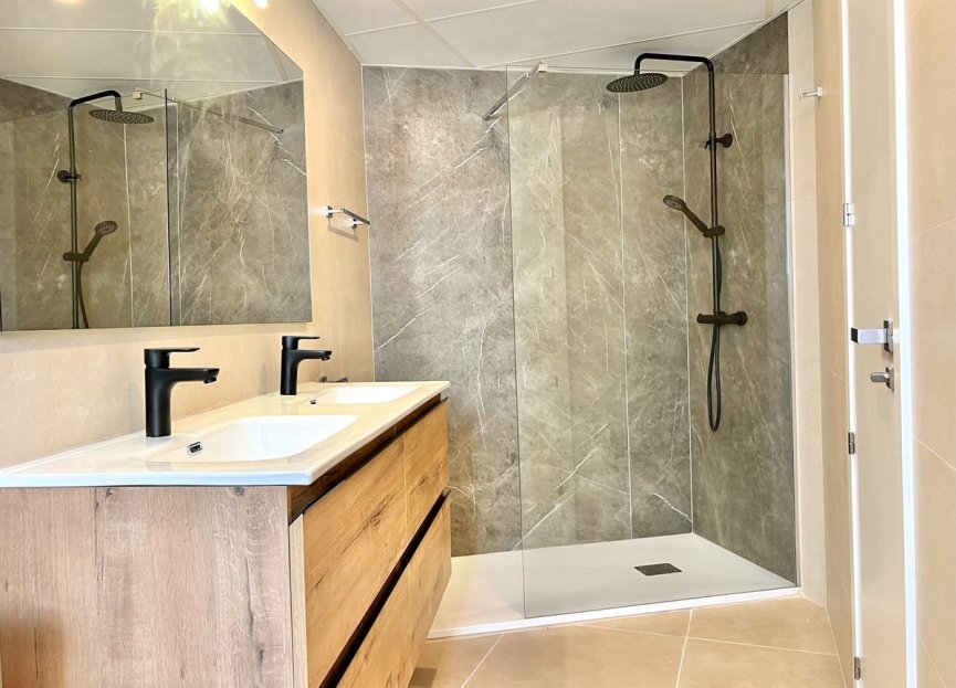 Reventa - House - Townhouse - Estepona - Estepona Centro