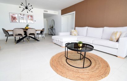 Resale - Ground floor apartment - Estepona - Estepona Centro