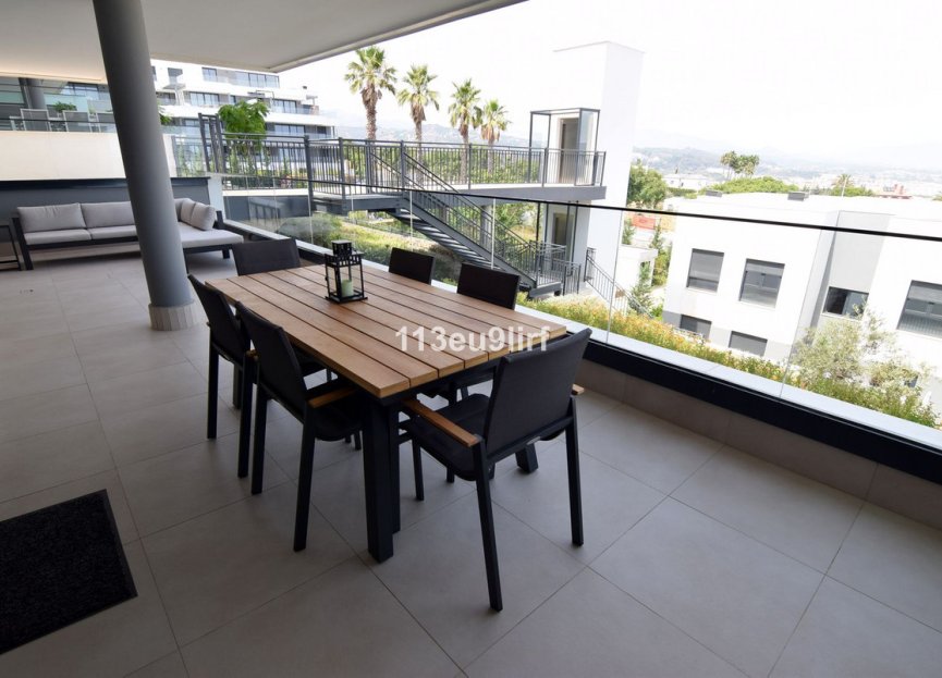 Resale - Ground floor apartment - Estepona - Estepona Centro