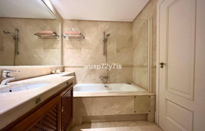 Resale - House - Townhouse - Estepona - Estepona Centro