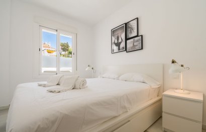 Resale - Apartment - Ground Floor Apartment - Marbella - Nueva Andalucia