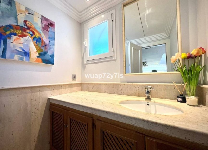 Resale - House - Townhouse - Estepona - Estepona Centro