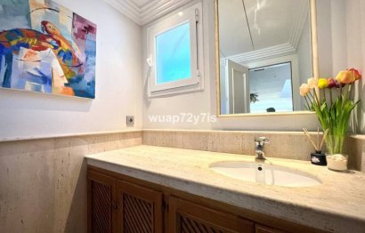 Resale - House - Townhouse - Estepona - Estepona Centro