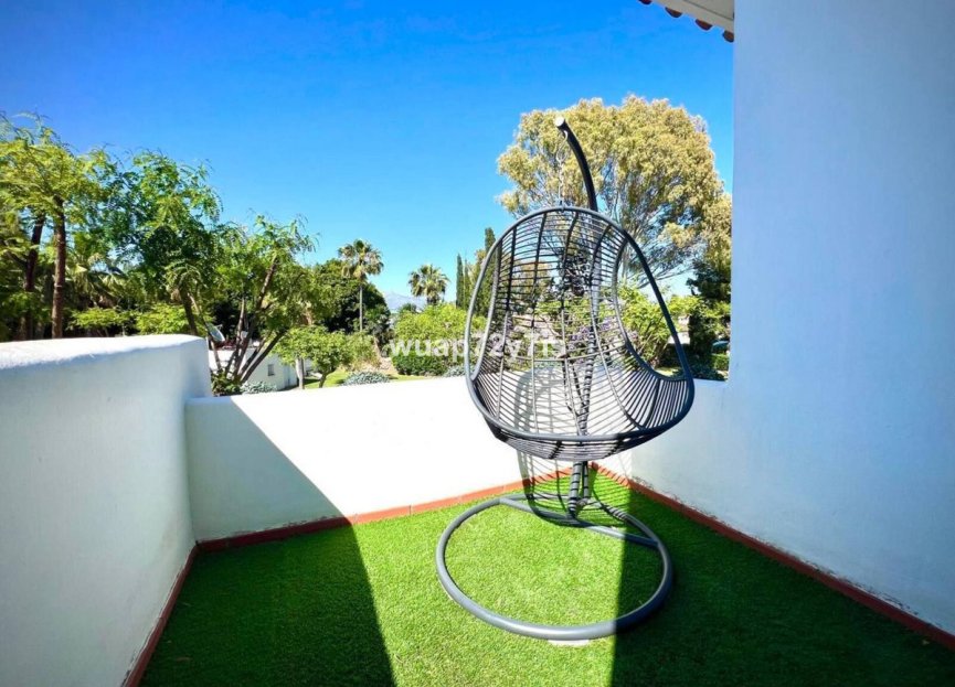 Resale - House - Townhouse - Estepona - Estepona Centro