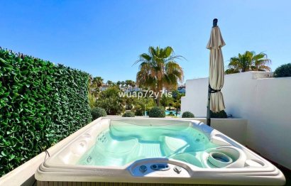 Resale - House - Townhouse - Estepona - Estepona Centro