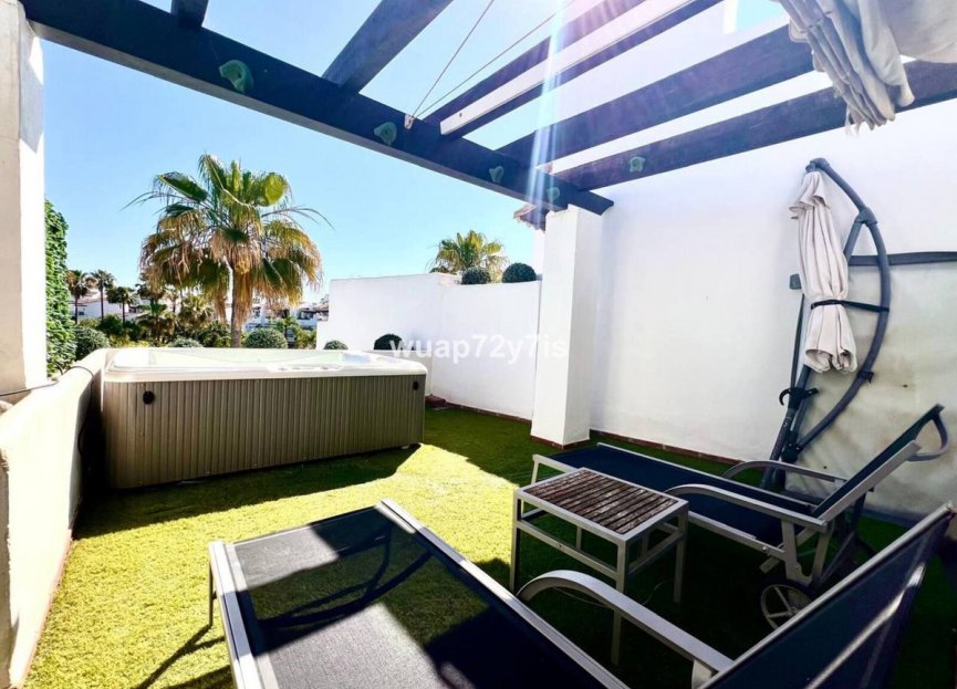 Resale - House - Townhouse - Estepona - Estepona Centro