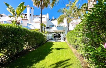 Resale - House - Townhouse - Estepona - Estepona Centro