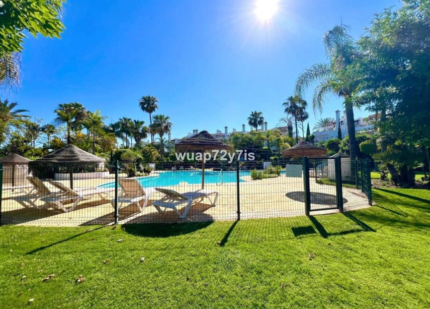 Resale - House - Townhouse - Estepona - Estepona Centro