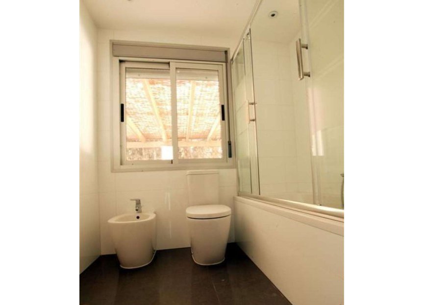 Resale - House - Detached Villa - Marbella - Nueva Andalucia