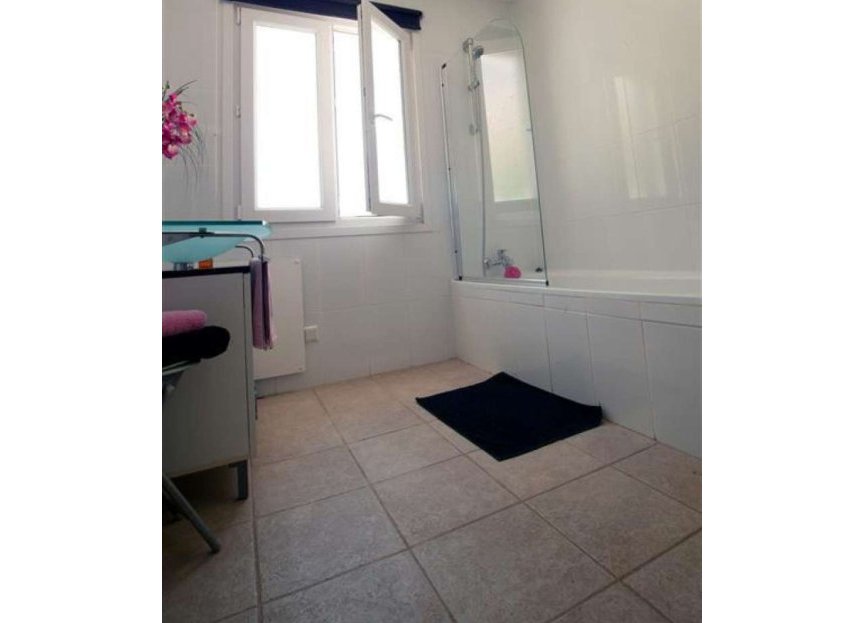 Resale - House - Detached Villa - Marbella - Nueva Andalucia