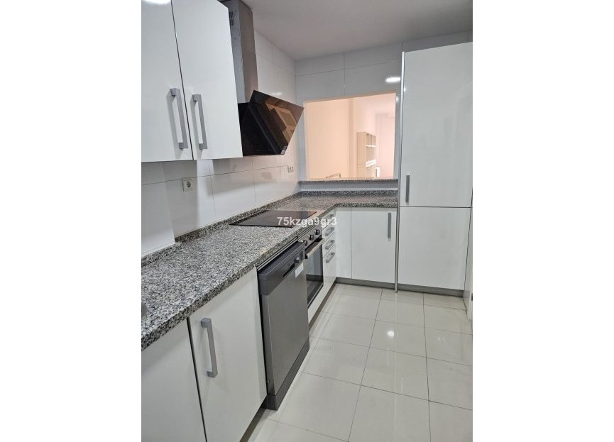 Reventa - Apartment - Middle Floor Apartment - Estepona - Estepona Centro