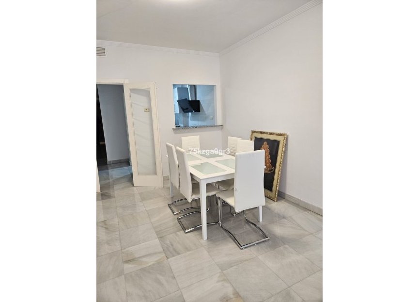 Reventa - Apartment - Middle Floor Apartment - Estepona - Estepona Centro