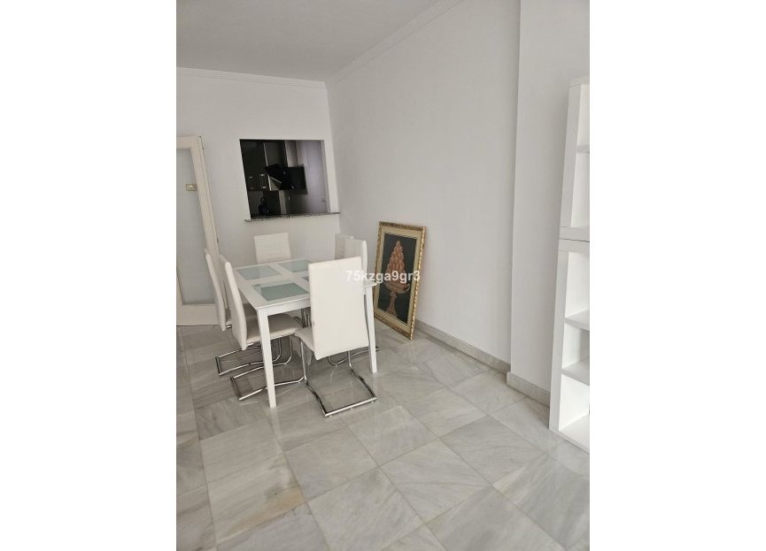 Reventa - Apartment - Middle Floor Apartment - Estepona - Estepona Centro