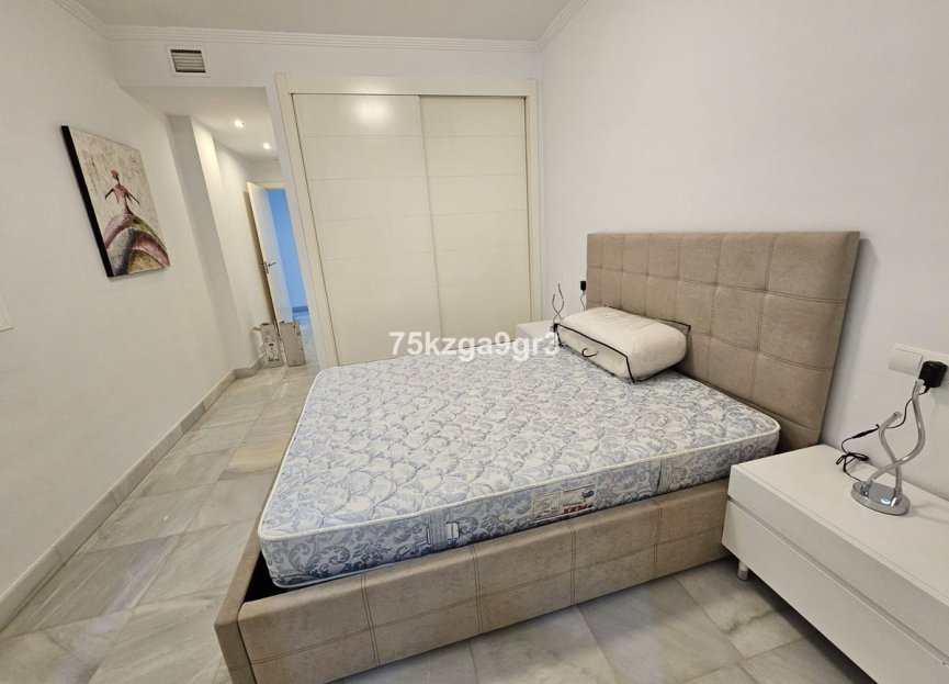 Reventa - Apartment - Middle Floor Apartment - Estepona - Estepona Centro