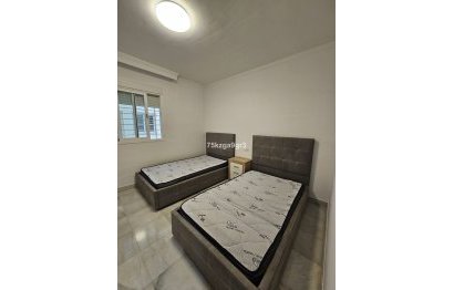 Reventa - Apartment - Middle Floor Apartment - Estepona - Estepona Centro