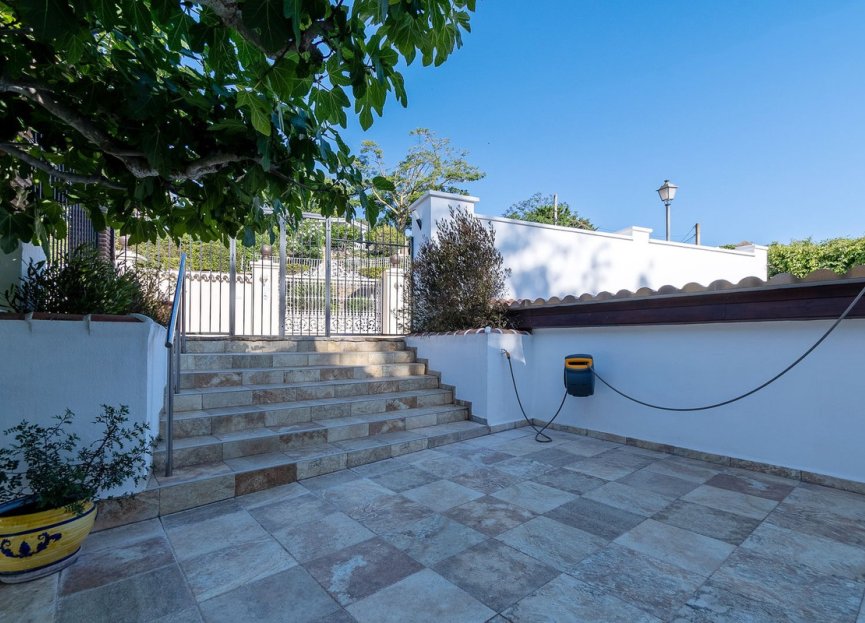 Resale - House - Detached Villa - Marbella - Marbella Centro